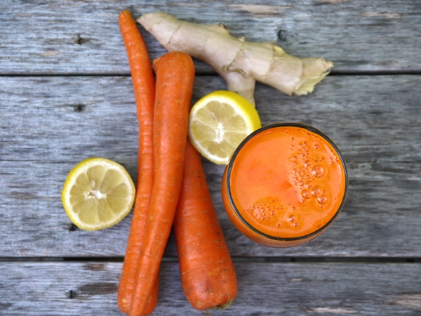 citrus-carrot-ginger-juice-1
