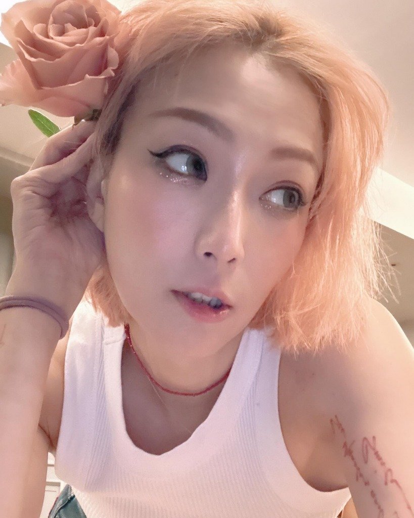 刮痧 (圖片來源:IG@sammi_chengsauman)