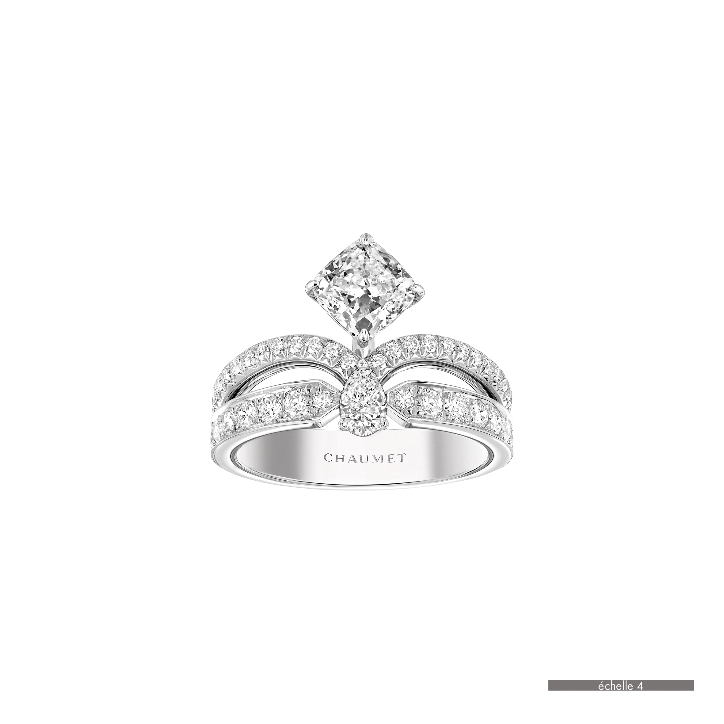 以后冠為靈感的Josephine Eclat Floral鉑金鑽戒，中央主石重1卡。約$280,000