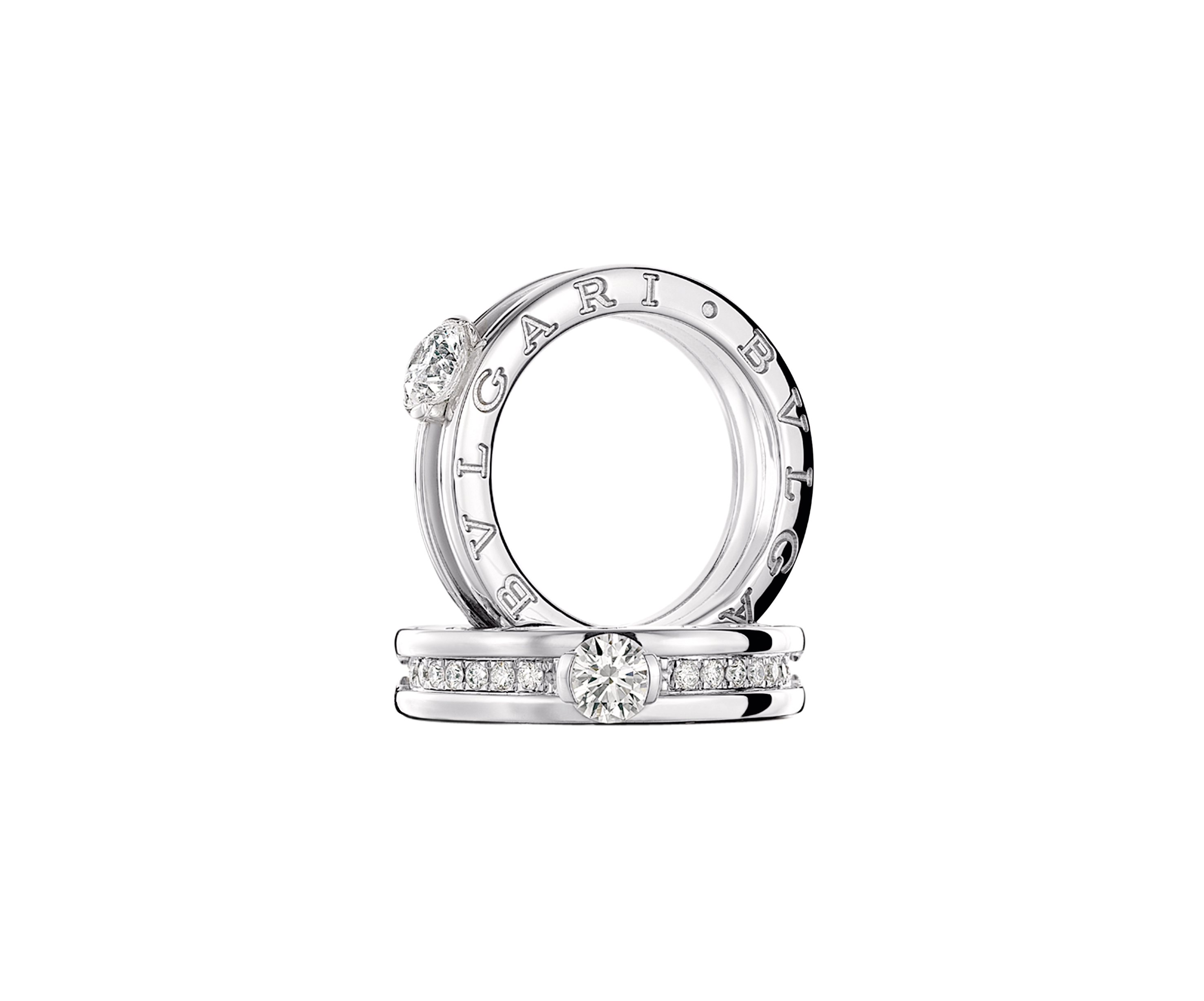 鑽戒 經典B.Zero 1白金戒指設計中性線條突出，中間主石由0.3卡起。$52,000起