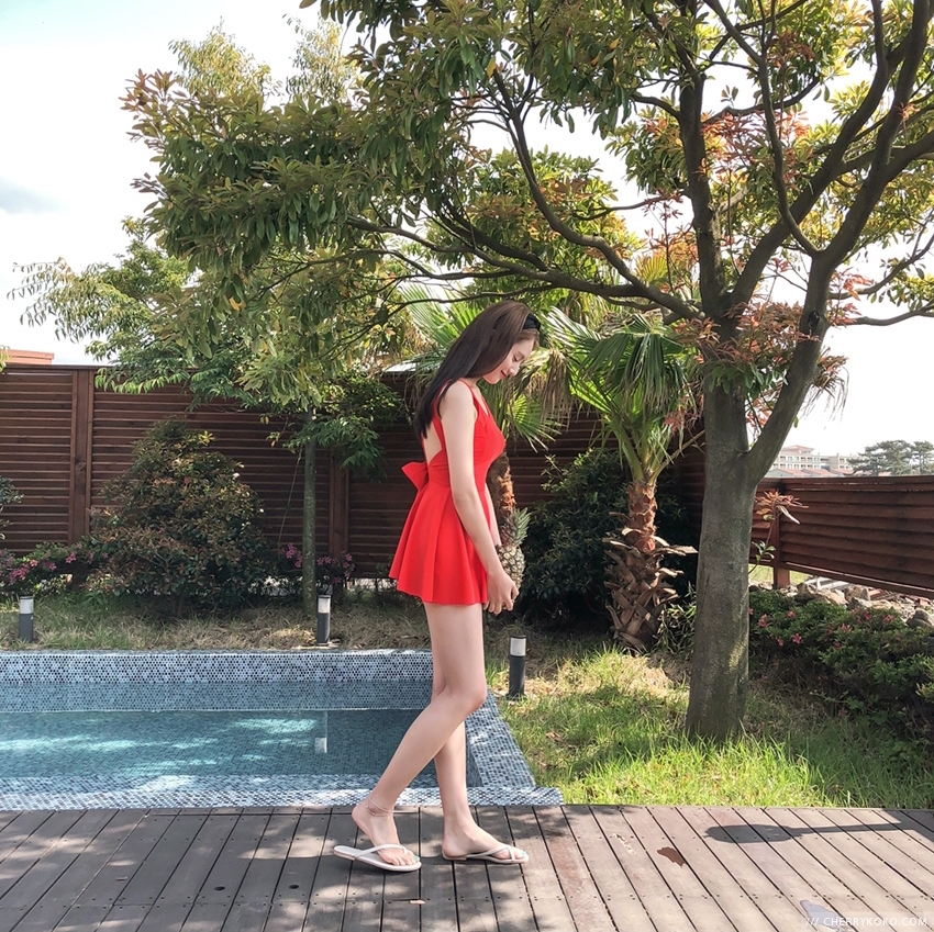 顯白顯瘦 夏日必備！13件減價日韓時尚泳衣推介