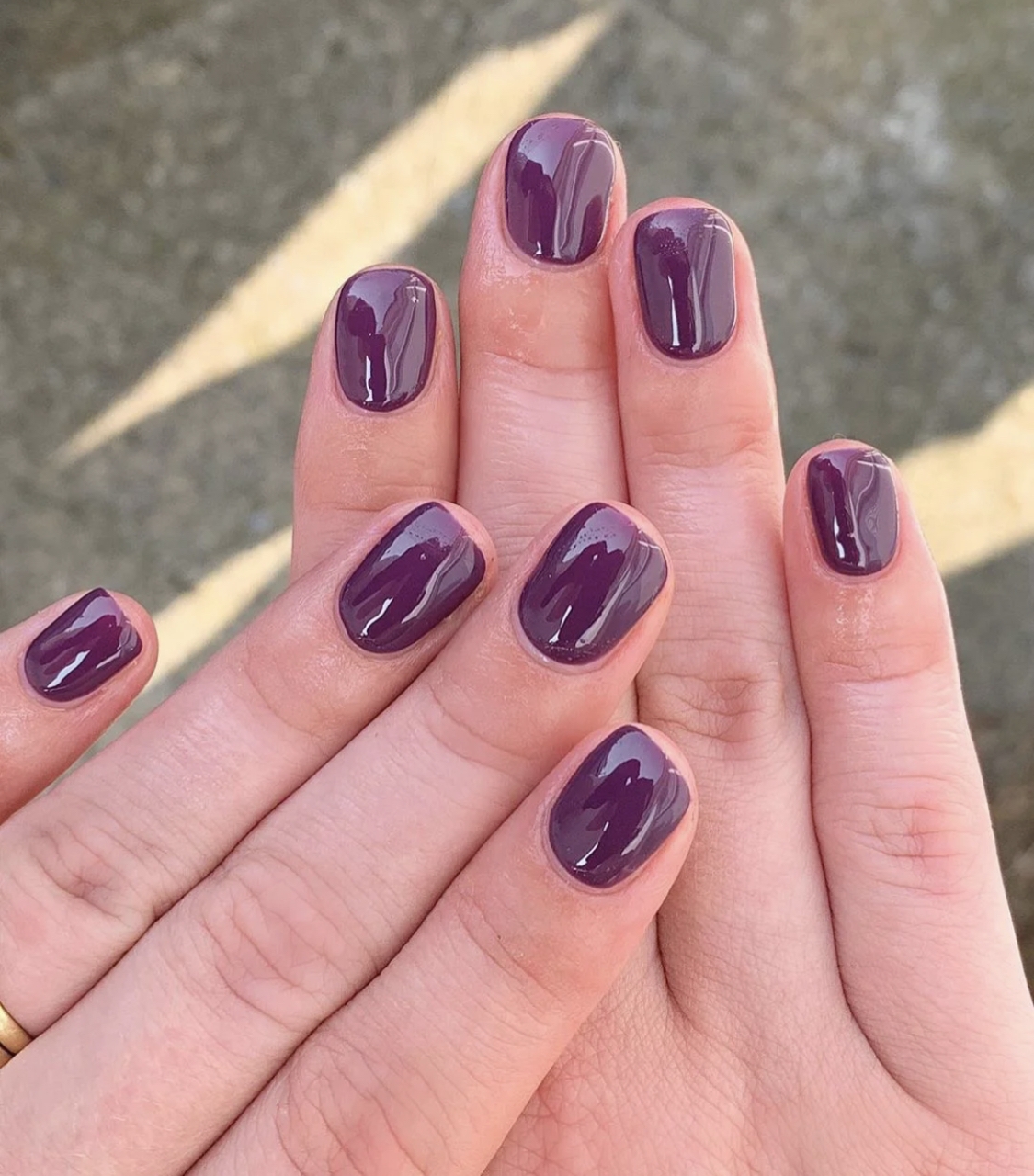 沉迷醉人仙氣系紫色指甲：宇宙般閃耀的10款紫色指甲，帶你尋找失落的迷幻～ – GirlsMood 女生感覺