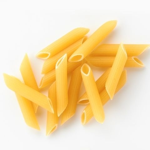 意粉 長通粉Penne Pasta，特色是削去兩端的斜切面。