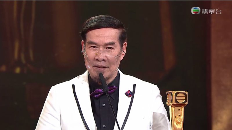 白彪74歲入行52年首獲最佳男配角！貧困出身曾誤入歧途做童黨 現成體貼好男人