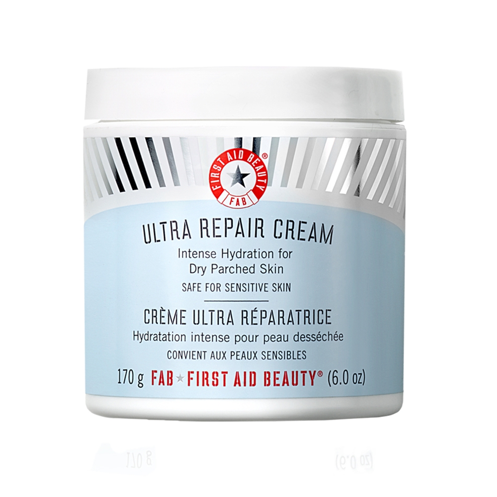 Clean Beauty First Aid Beauty 強效保濕修護面霜 ULTRA REPAIR CREAM獲得多個美容獎項的燕麥面霜，全球平均10秒售出一瓶，有助改善肌膚問題引起的痕癢不適，同時為保護肌膚築起健康屏障；為乾燥、敏感及疲倦肌膚保濕。