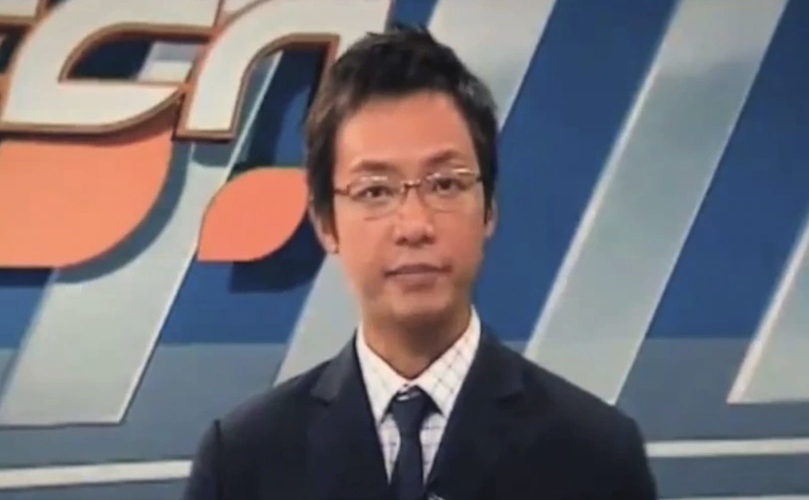 強尼「ViuTV一哥」 VS 森美 「商台大哥」 主持功力完勝!感激老婆支持棄工程師賣樓入行 | 娛樂資訊 | SundayMore