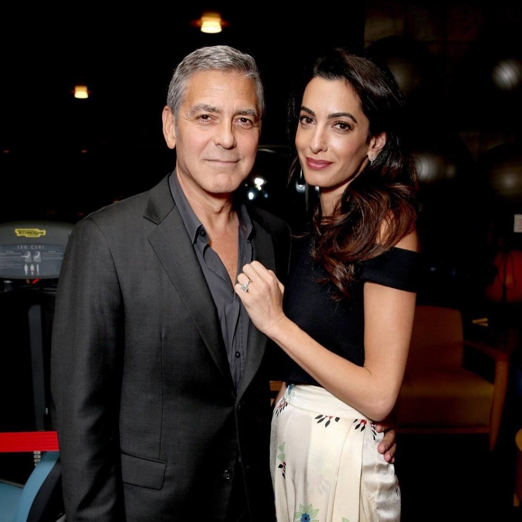 自信耀眼的Amal Clooney，深深地吸引了老公 George Clooney 。