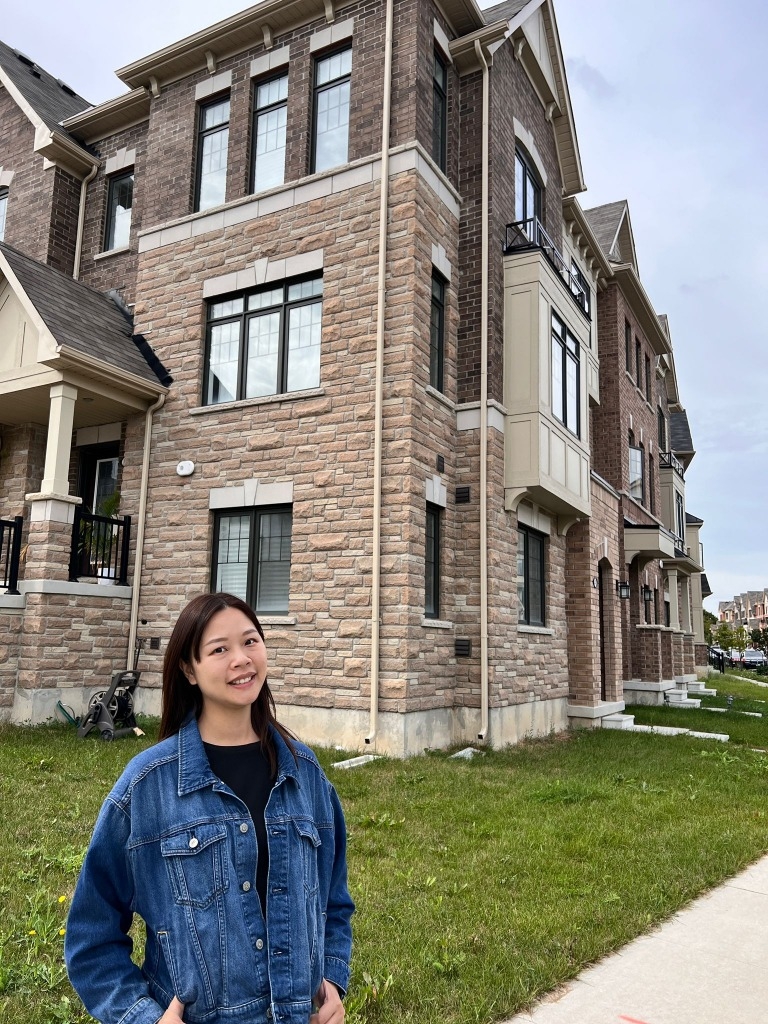 移民加拿大 Phoebe當年與丈夫花了600萬港元，買了2100呎實用面積的鎮屋。
