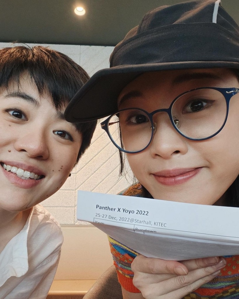 陳蕾x岑寧兒演唱會2022 陳蕾 x 岑寧兒演唱會2022 陳蕾和岑寧兒早在9月尾於社交平台分享二人合照公布即將合作開演唱會的消息。