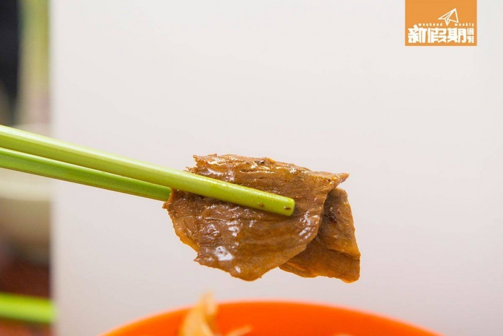 荃灣美食推介 腩肉做得甘香出色。