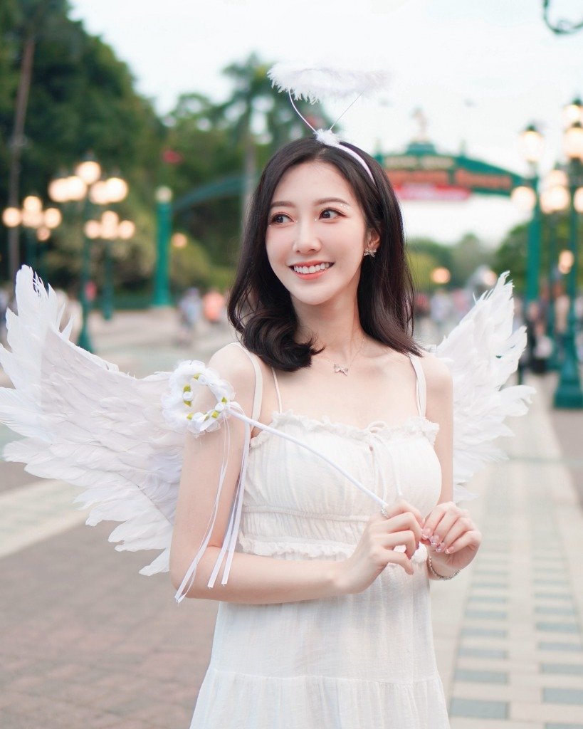 何依婷護膚 (圖片來源:IG@reginahyt)