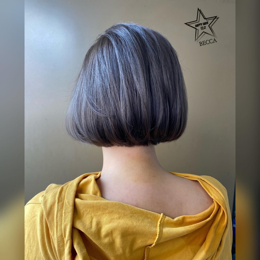 亞麻灰染髮 (圖片來源:IG@becca_happyhair)