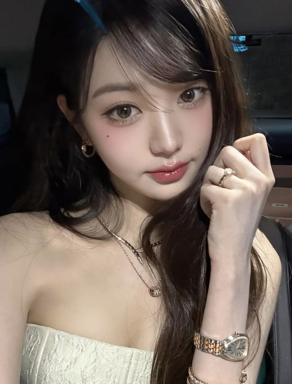 唇釉推薦2025｜23款專櫃+開架必入Lip Gloss色號！增添純慾可愛感