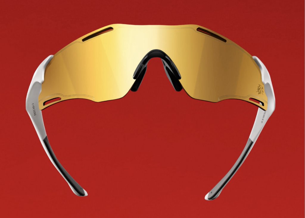 禮物送男朋友 Oakley Cybr Zero Lunar Year Special Collection HK$2480(圖片來源:Oakley)