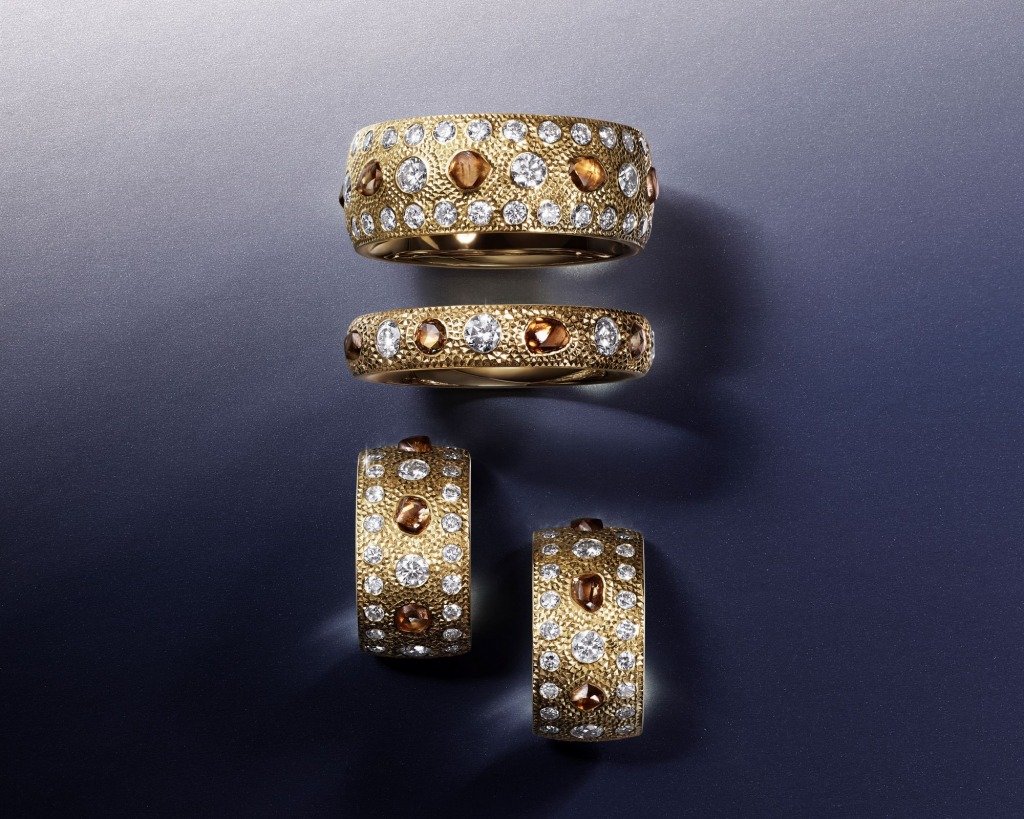 聖誕禮物 (圖片來源:DeBeers)