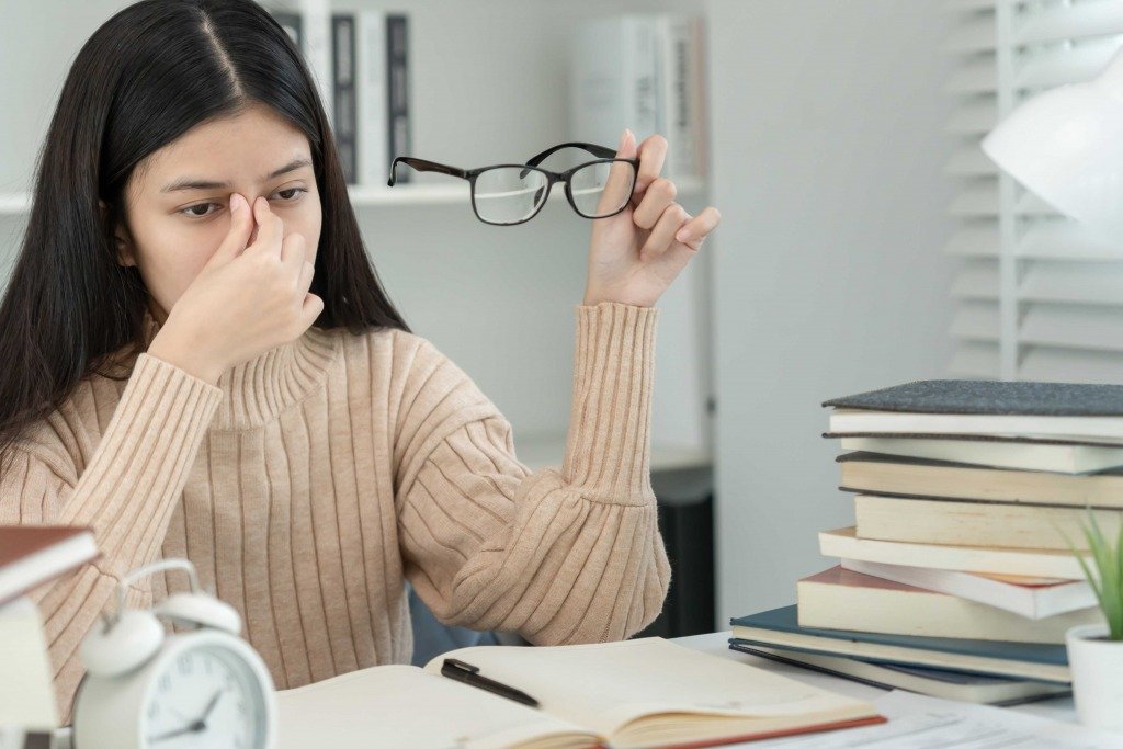 腦霧 常常健忘、無法集中精神,或反映身體在發炎!(圖片來源:Canva)