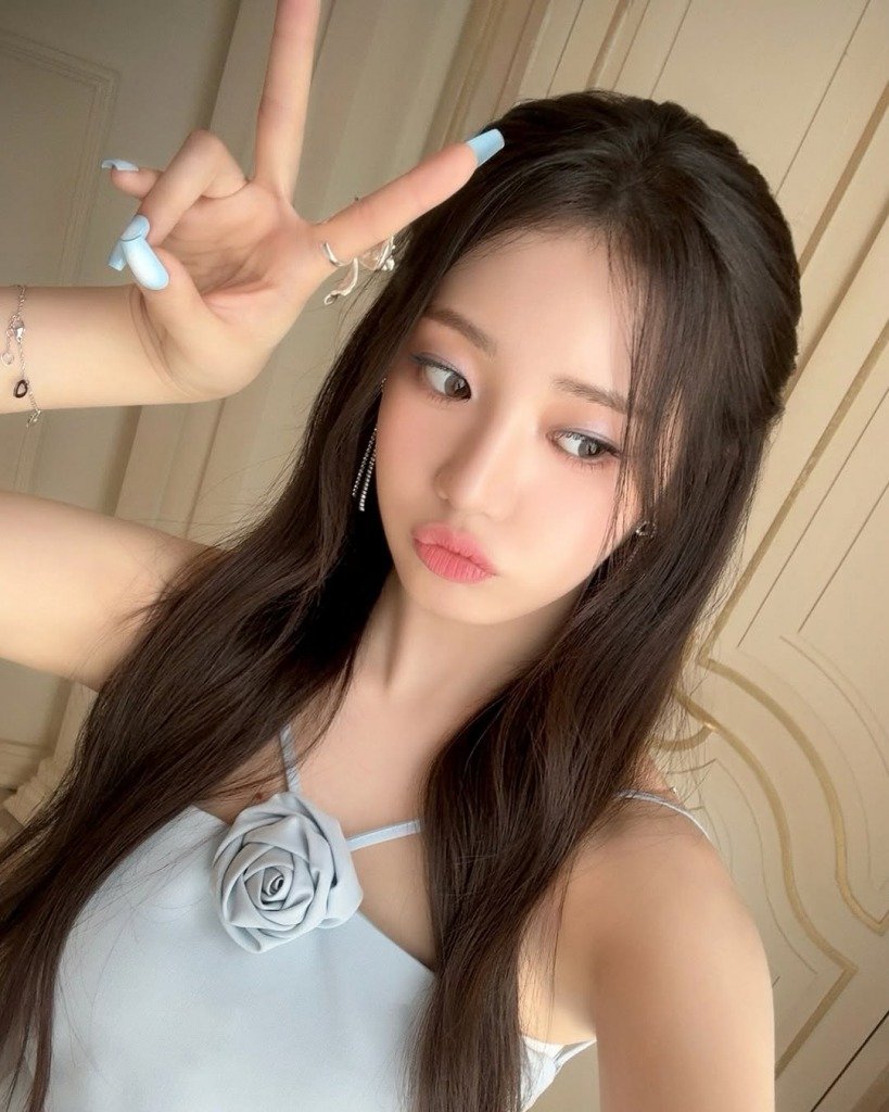 腦霧 (圖片來源:IG@babymonster_ygofficial)