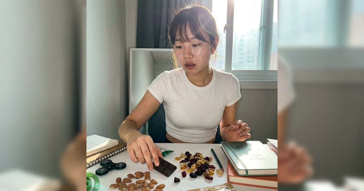 情緒性進食｜營養師拆解8大戒斷策略＋4類抗壓食物清單 告別壓力肥！