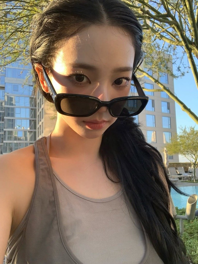 抗藍光 (圖片來源:IG@katarinabluu)